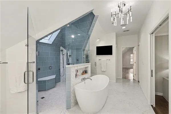 $1,650,000 | 1901 West 69th Street, Mission Hills, KS 66208