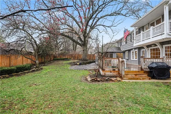 $1,650,000 | 1901 West 69th Street, Mission Hills, KS 66208