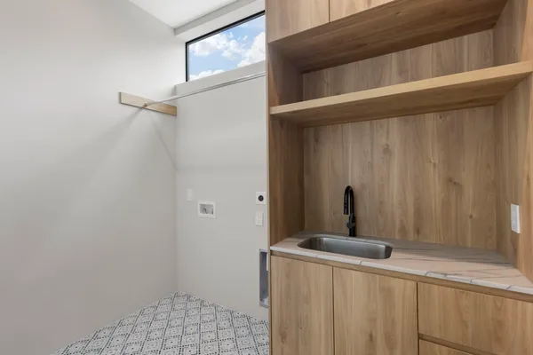 $2,149,000 | 51 Huntsmans Horn Circle, The Woodlands, TX 77380