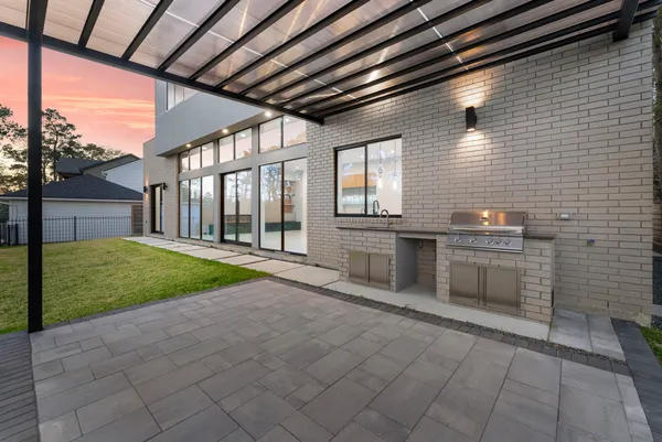 $2,149,000 | 51 Huntsmans Horn Circle, The Woodlands, TX 77380