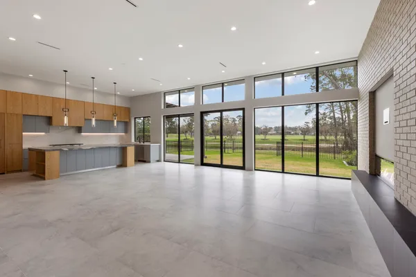 $2,149,000 | 51 Huntsmans Horn Circle, The Woodlands, TX 77380