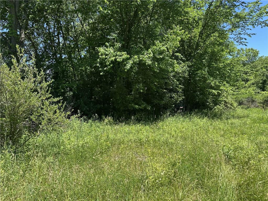 437 Upper Service Road Hookstown, PA 15050 - Photo 2 of 14