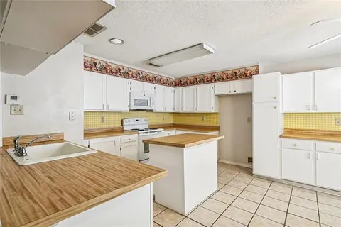$484,900 | 511-513 Wilkinson Street, Mandeville, LA 70448