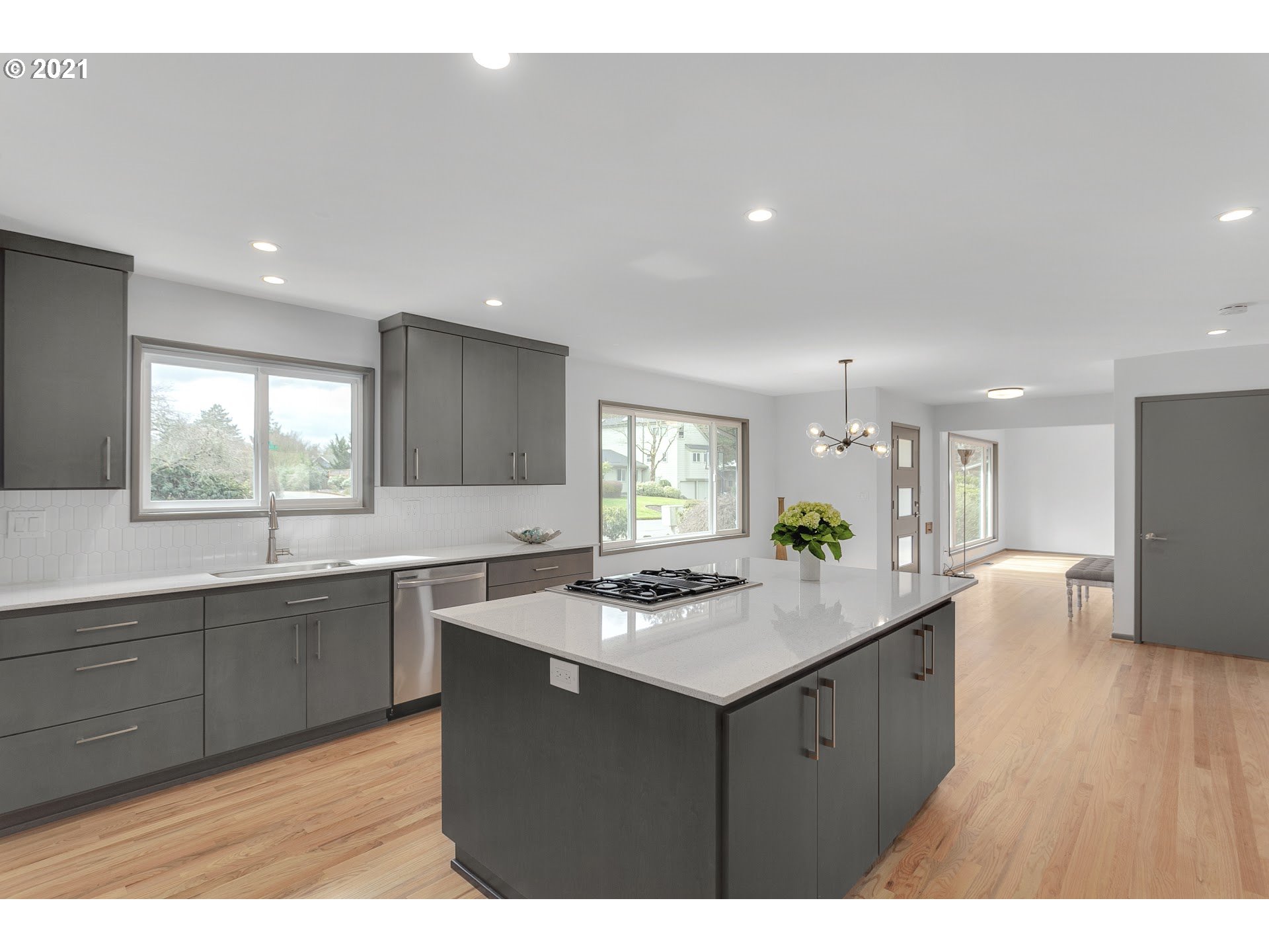 9045 Southwest Howatt Street Portland, OR 97225 - Photo 5 of 27 Gallery Image 5