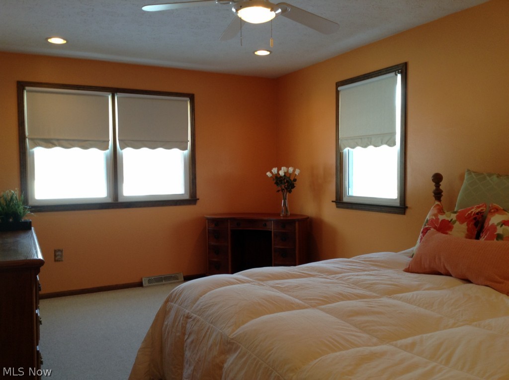 3624 Schotten Road Hubbard, OH 44425 - Photo 6 of 16 Gallery Image 6