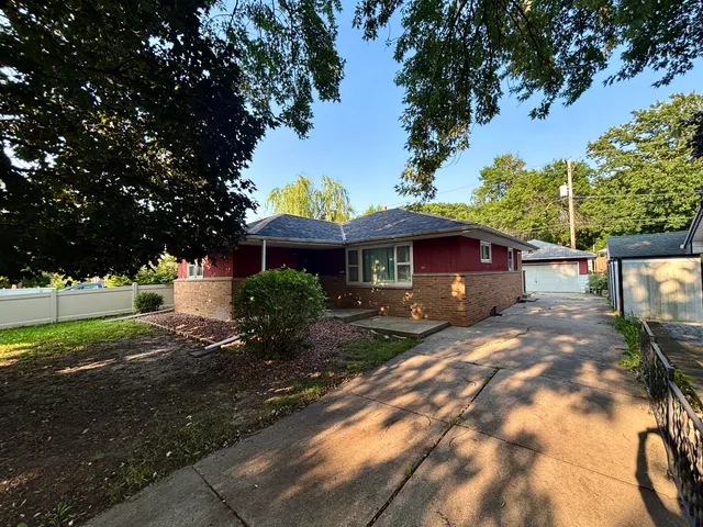 $325,000 | 4034 South 60th Street, Milwaukee, WI 53220