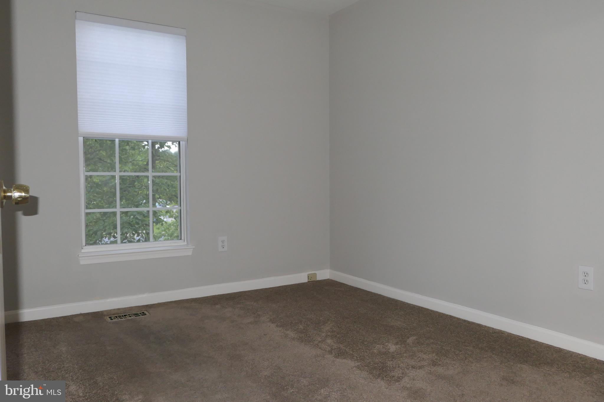5 Rumsford Court Reisterstown, MD 21136 - Photo 26 of 38 3rd Bedroom w/Carpet & Window