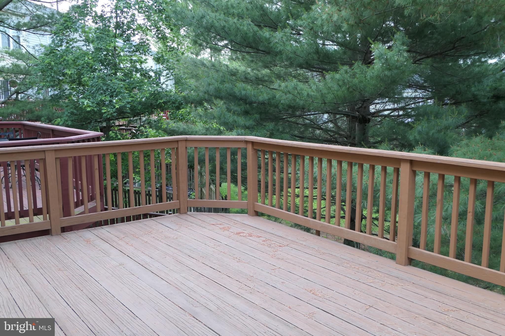 5 Rumsford Court Reisterstown, MD 21136 - Photo 36 of 38 Deck overlooks Common Area