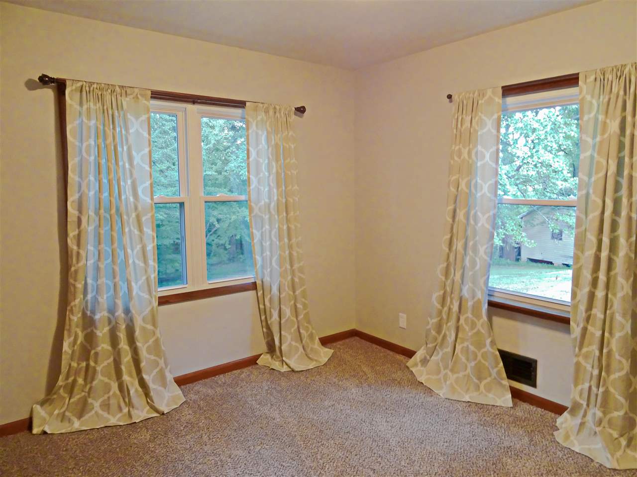 3773 Stringtown Road Evansville, IN 47711 - Photo 15 of 25 Gallery Image 15