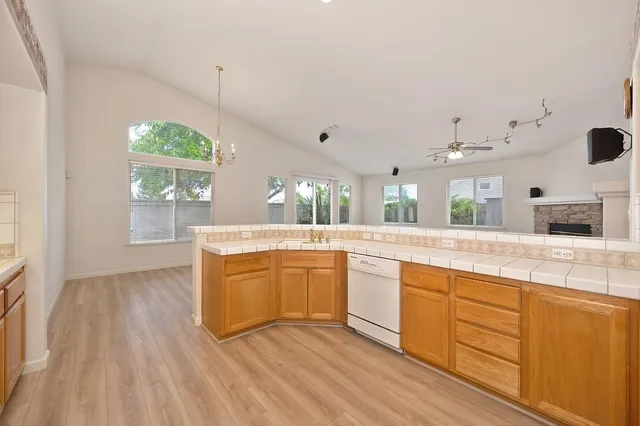 $639,000 | 632 Spaulding Drive, Roseville, CA 95678