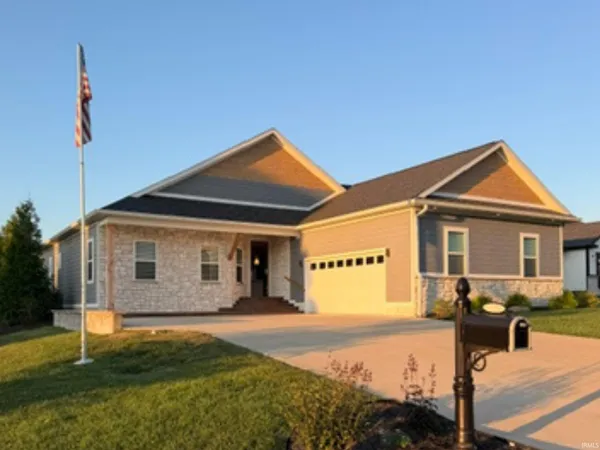 $439,000 | 810 Spyglass Drive, Springville, IN 47462