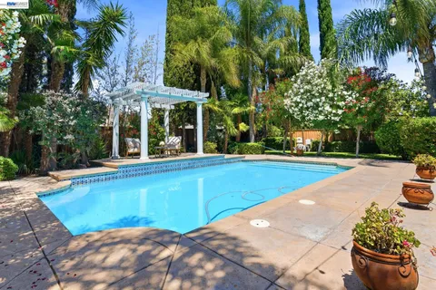 $1,265,000 | 2631 Amatchi Court, Tracy, CA 95304