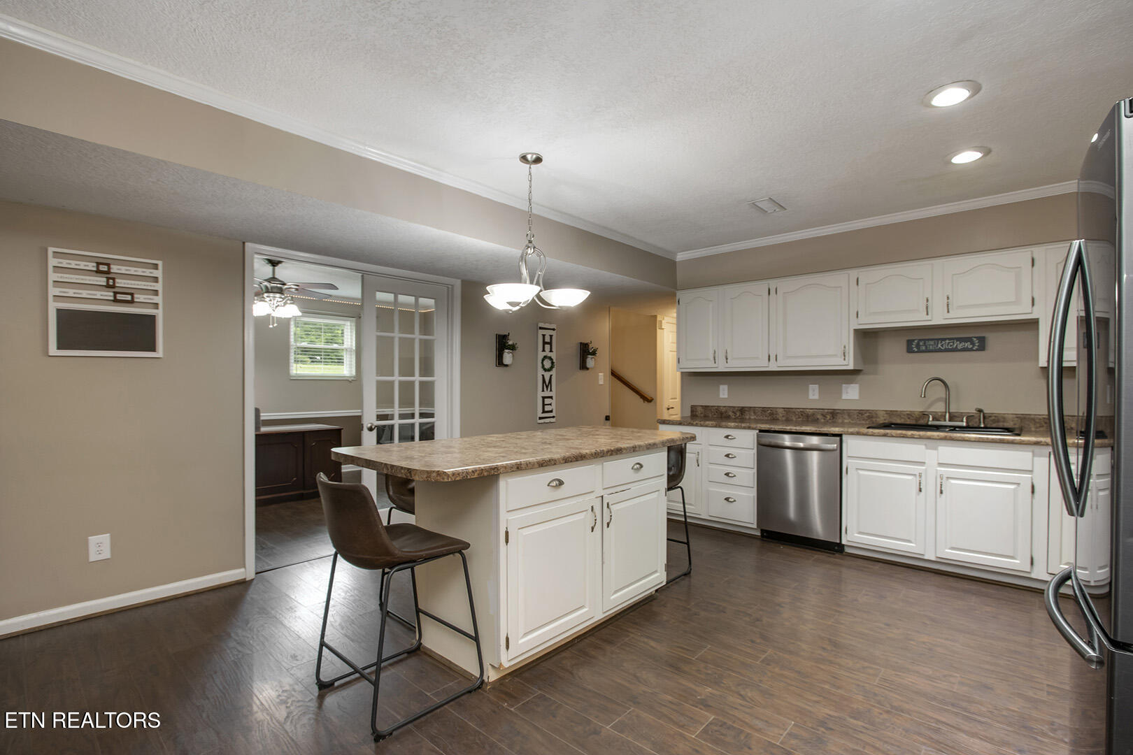 145 Van Stowe Road Harriman, TN 37748 - Photo 20 of 60 20_VanStoweRoad_145_Kitchen03