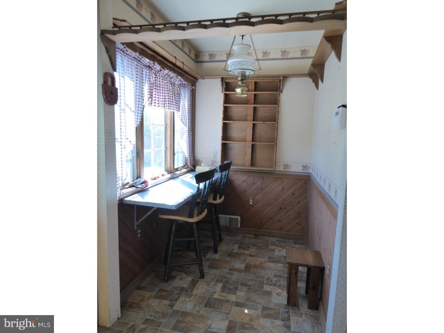 81 Edinburg Road Hamilton, NJ 08619 - Photo 13 of 25 Breakfast Room