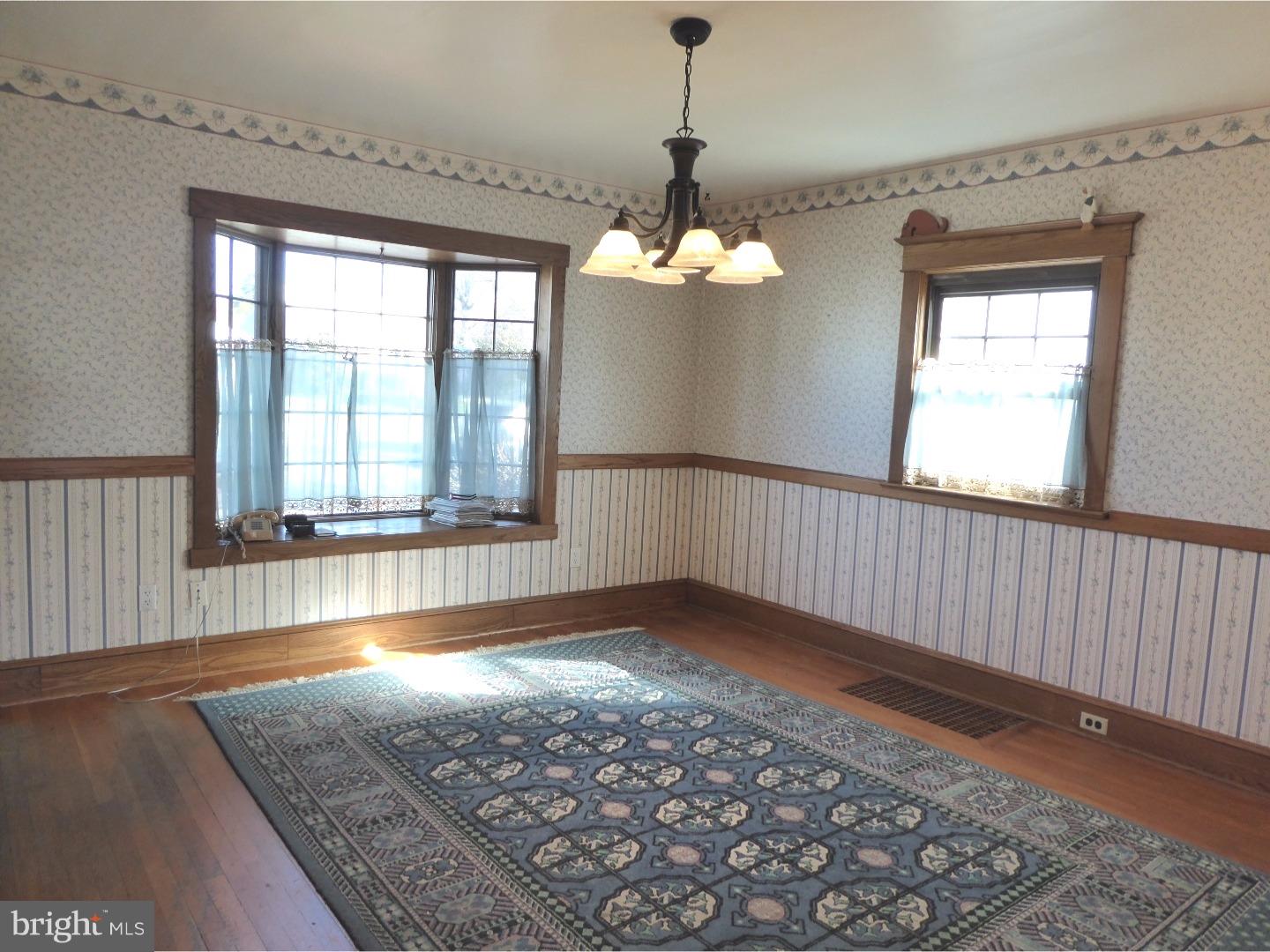 81 Edinburg Road Hamilton, NJ 08619 - Photo 10 of 25 Dining Room