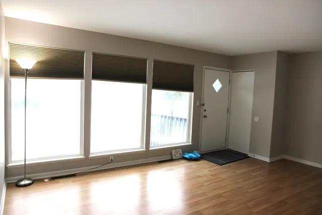 $2,300 | 4259 Packard Street, Ann Arbor, MI 48108