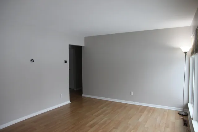 $2,300 | 4259 Packard Street, Ann Arbor, MI 48108