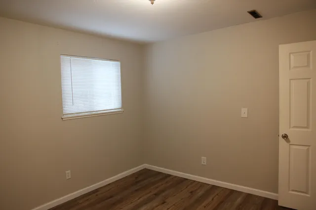 $2,300 | 4259 Packard Street, Ann Arbor, MI 48108