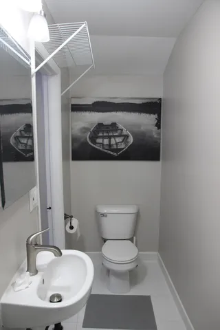 $2,300 | 4259 Packard Street, Ann Arbor, MI 48108