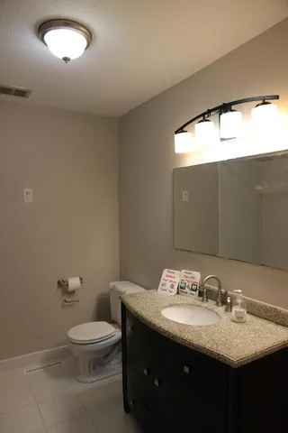 $2,300 | 4259 Packard Street, Ann Arbor, MI 48108