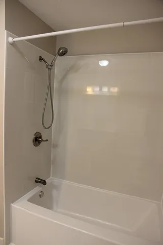 $2,300 | 4259 Packard Street, Ann Arbor, MI 48108