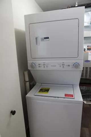 $2,300 | 4259 Packard Street, Ann Arbor, MI 48108