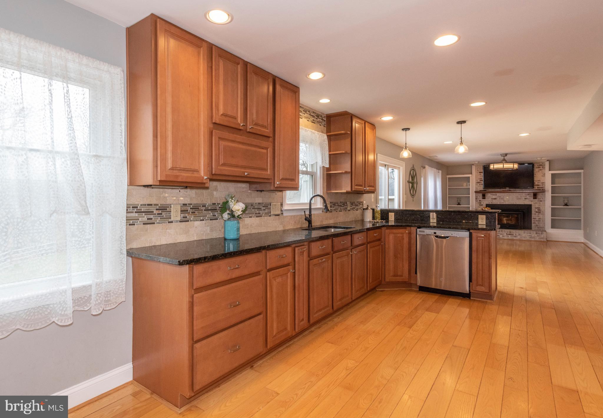 4125 Spring View Drive Jefferson, MD 21755 - Photo 9 of 58 Kitchen/ Granite
