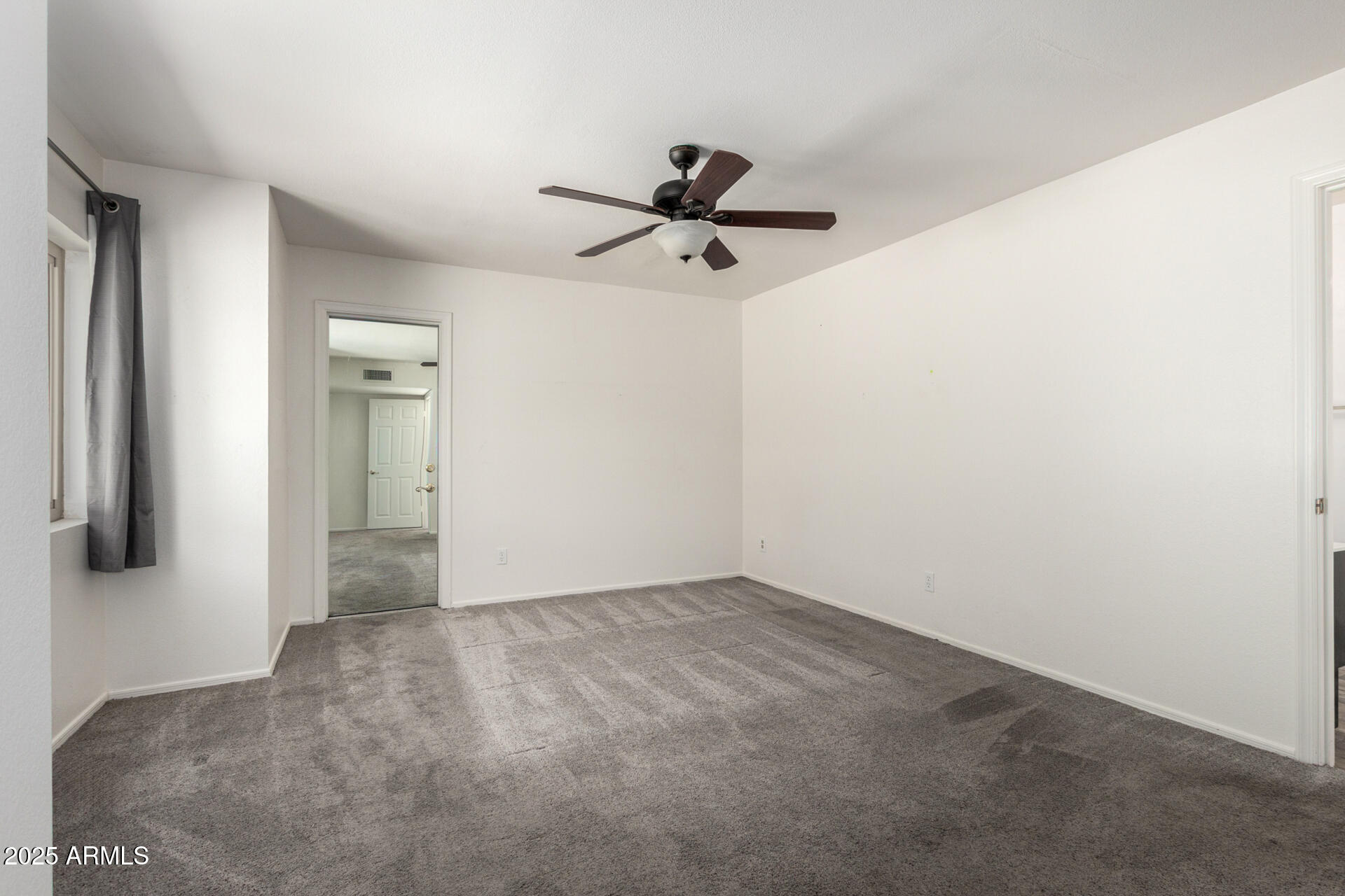 2059 East Brown Road, Unit 35 Mesa, AZ 85213 - Photo 17 of 37 Primary Bedroom