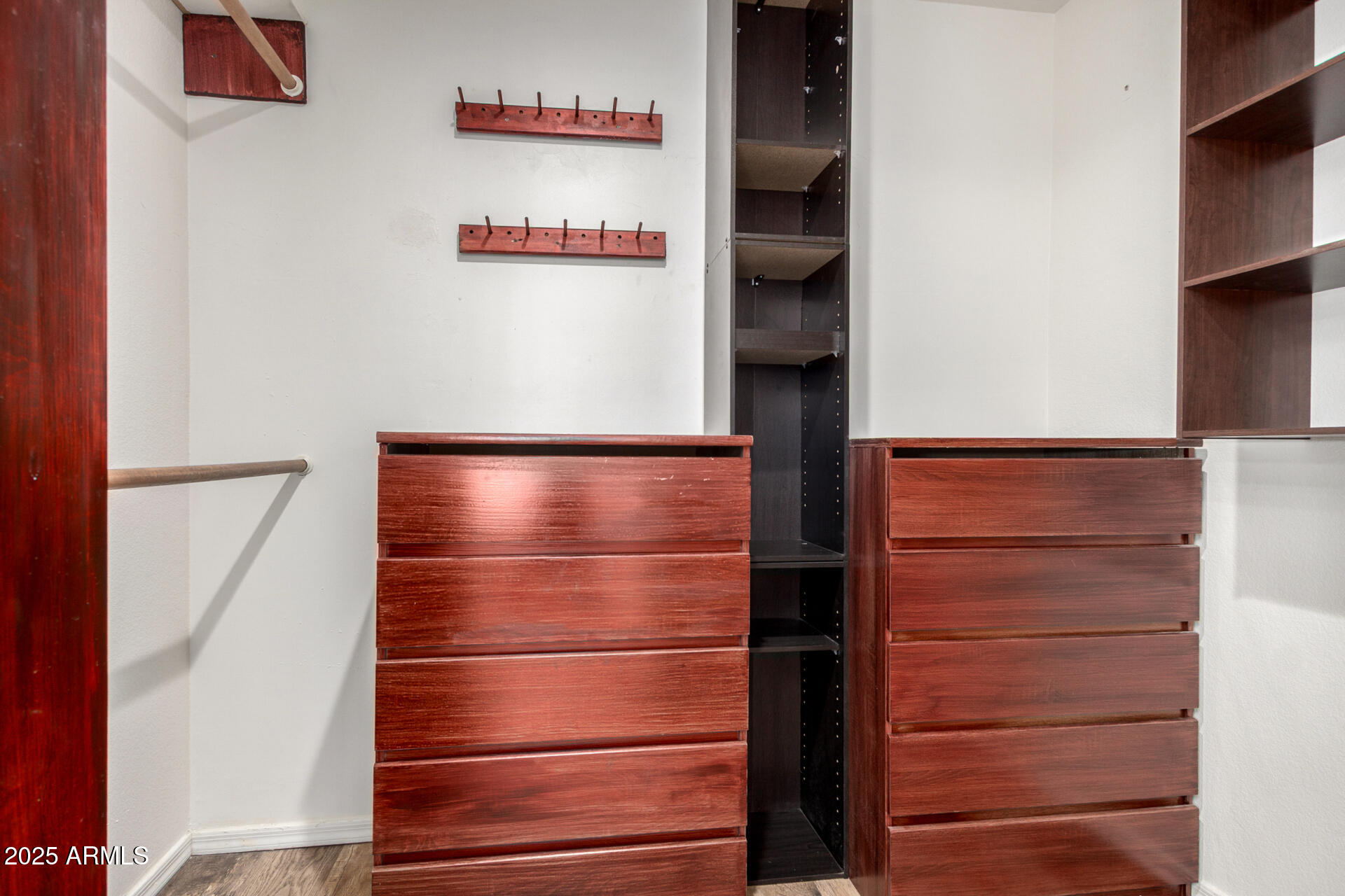 2059 East Brown Road, Unit 35 Mesa, AZ 85213 - Photo 22 of 37 Primary Closet