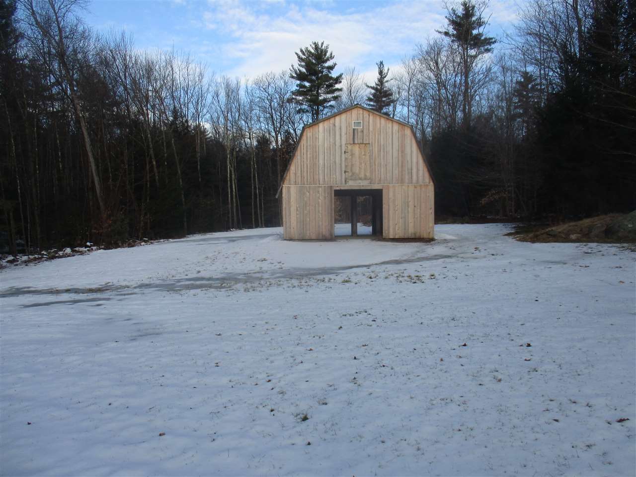 86 Currier Road Candia, NH 03034 - Photo 3 of 26