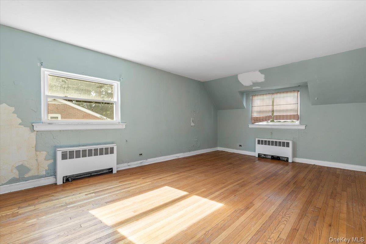 56 Northfield Road New Rochelle, NY 10804 - Photo 11 of 23