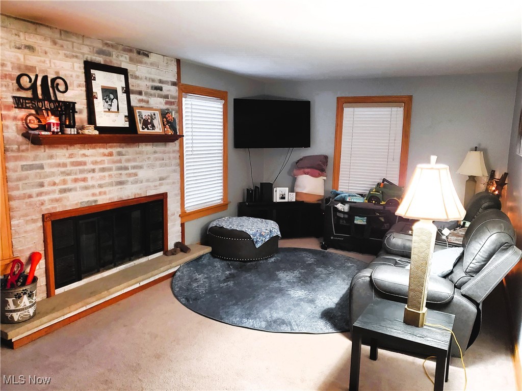 997 State Road Northwest Warren, OH 44481 - Photo 2 of 27 Gallery Image 2