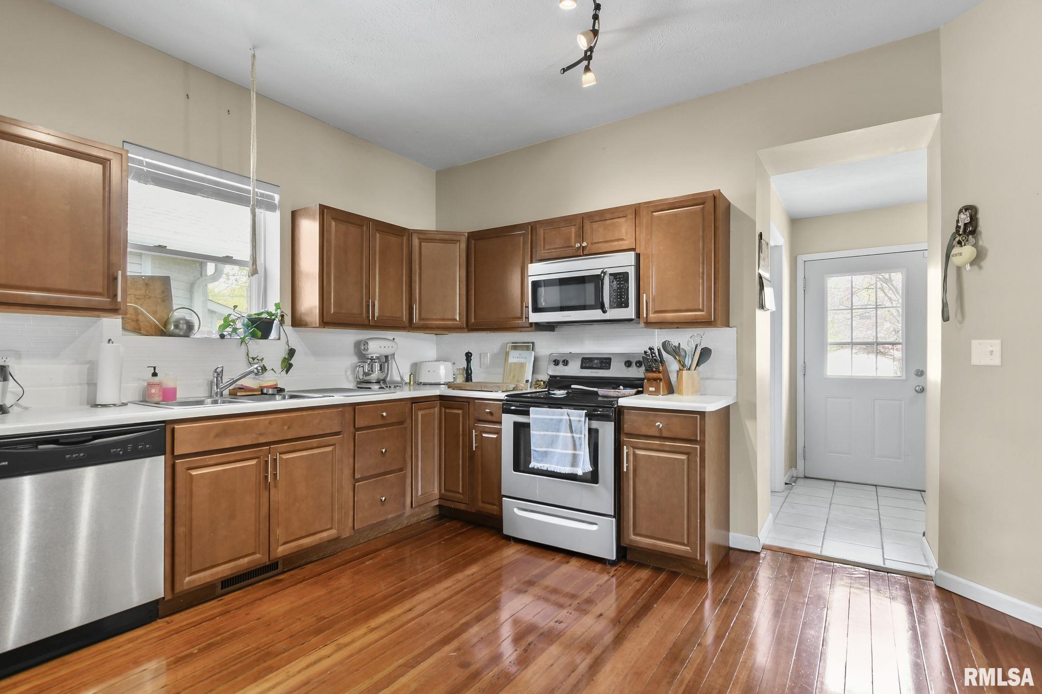 906 North Walnut Street Springfield, IL 62702 - Photo 12 of 29