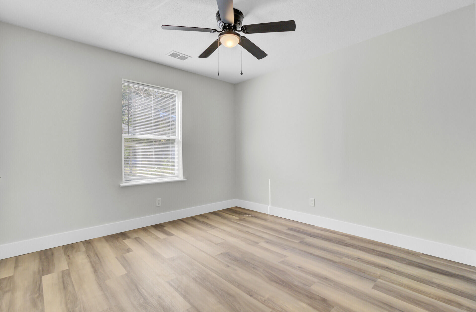 235 Mary Scott Drive Goose Creek, SC 29445 - Photo 19 of 28 27_27_mls