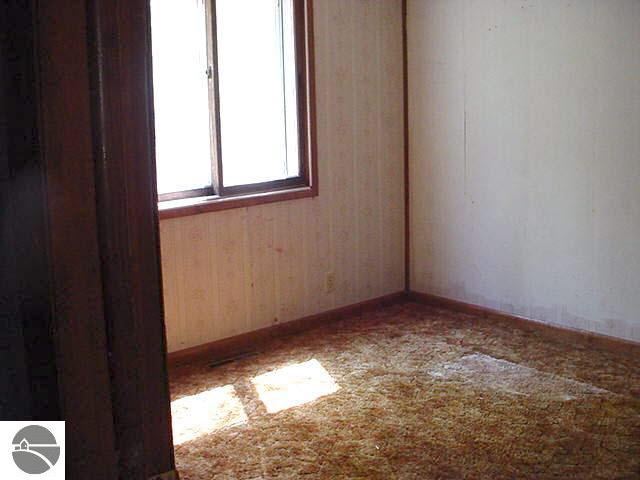 1985 South Sand Lake Road Turner, MI 48765 - Photo 7 of 10 1750428-6.JPG
