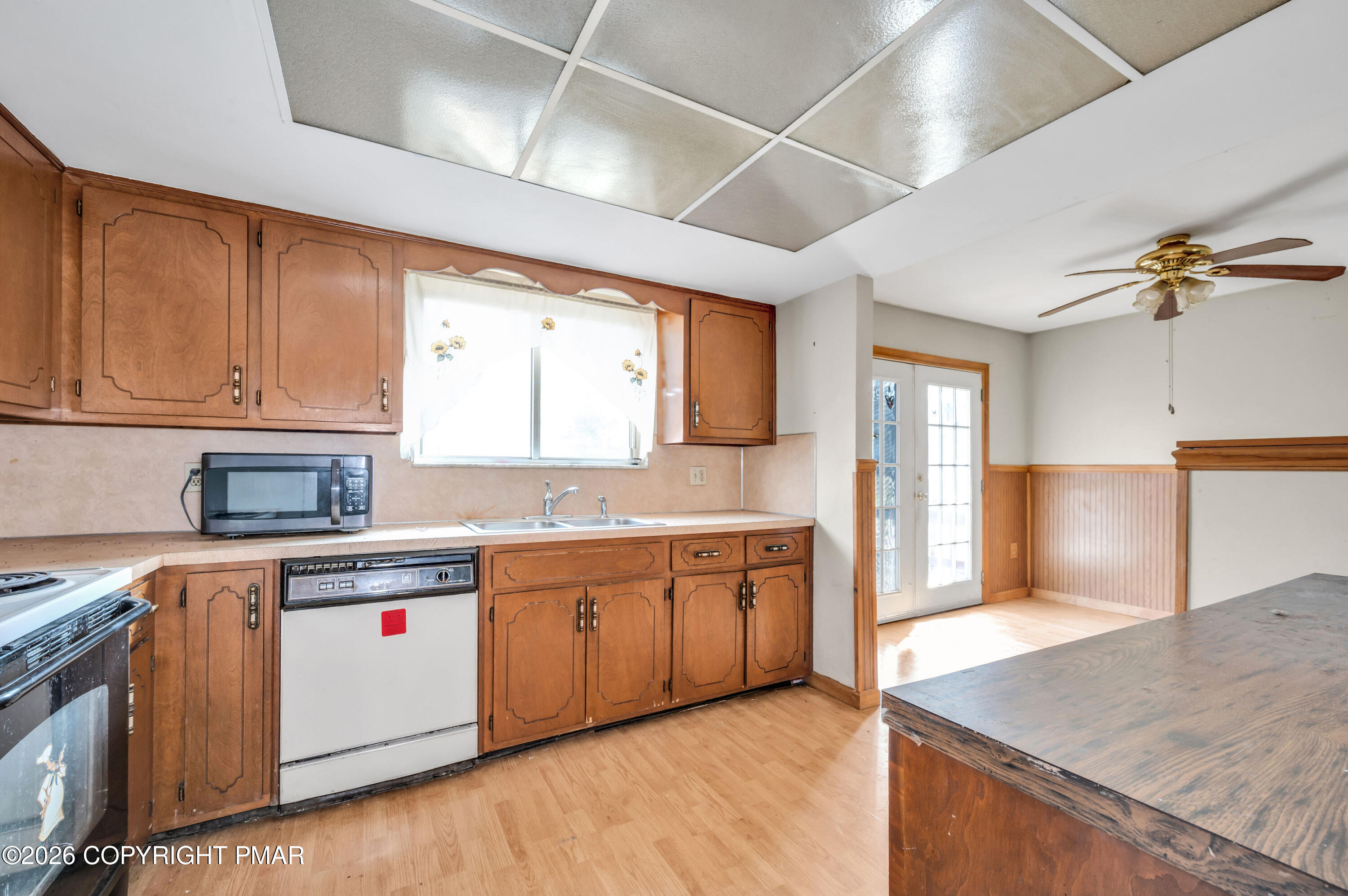 218 Mohican Road Canadensis, PA 18325 - Photo 12 of 30 CHR_9538