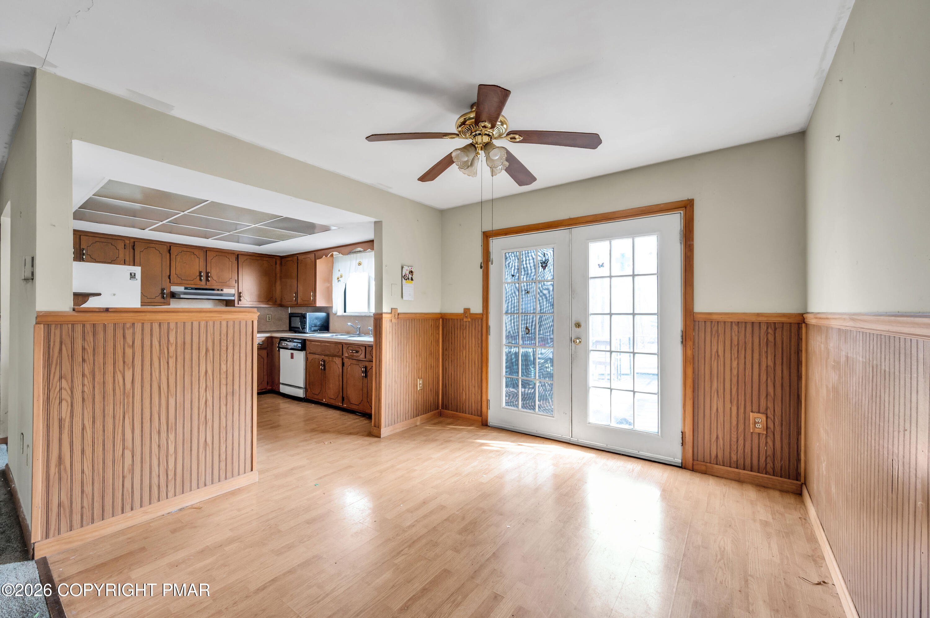218 Mohican Road Canadensis, PA 18325 - Photo 9 of 30 CHR_9514