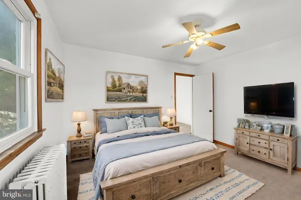 $2,900 | 939 Gravel Pike, Schwenksville, PA 19473