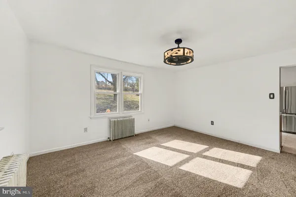 $2,900 | 939 Gravel Pike, Schwenksville, PA 19473