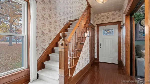 $310,000 | 207 Franklin Avenue, Eldon, MO 65026