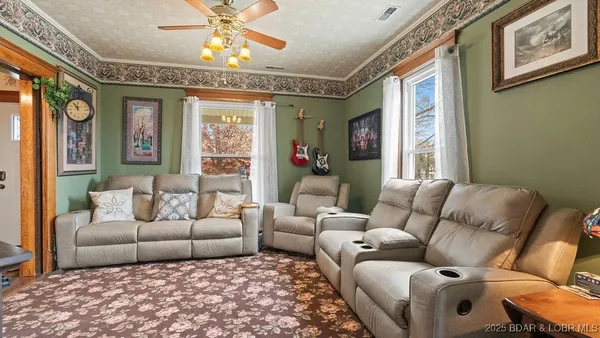 $310,000 | 207 Franklin Avenue, Eldon, MO 65026