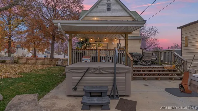 $310,000 | 207 Franklin Avenue, Eldon, MO 65026