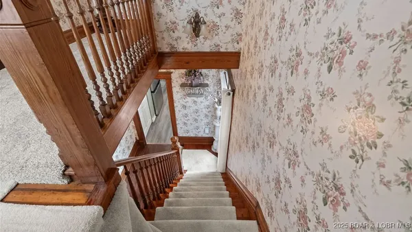 $310,000 | 207 Franklin Avenue, Eldon, MO 65026