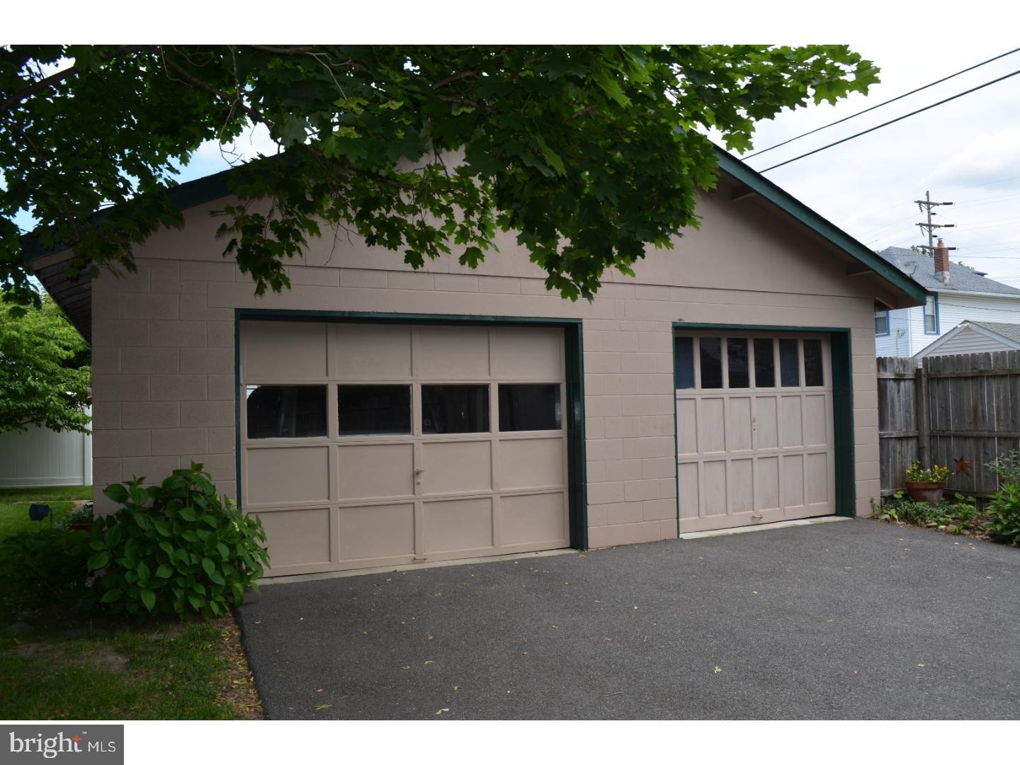 293 Jefferson Street Carneys Point, NJ 08069 - Photo 16 of 19
