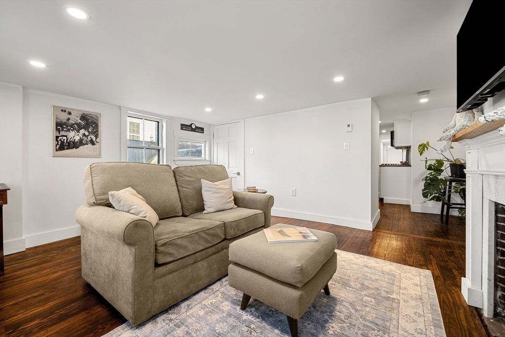 23 River Street Salem, MA 01970 - Photo 3 of 28