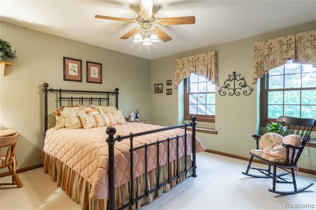 3650 Merriweather Lane Rochester Hills, MI 48306 - Photo 24 of 36