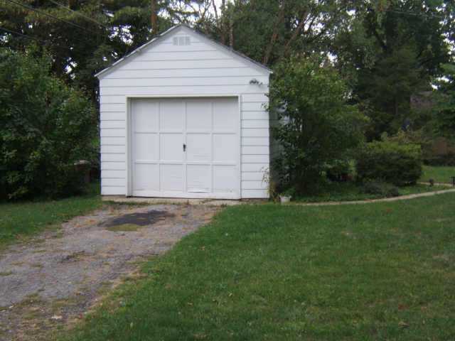 285 Chatham Road Columbus, OH 43214 - Photo 4 of 10 Gallery Image 4