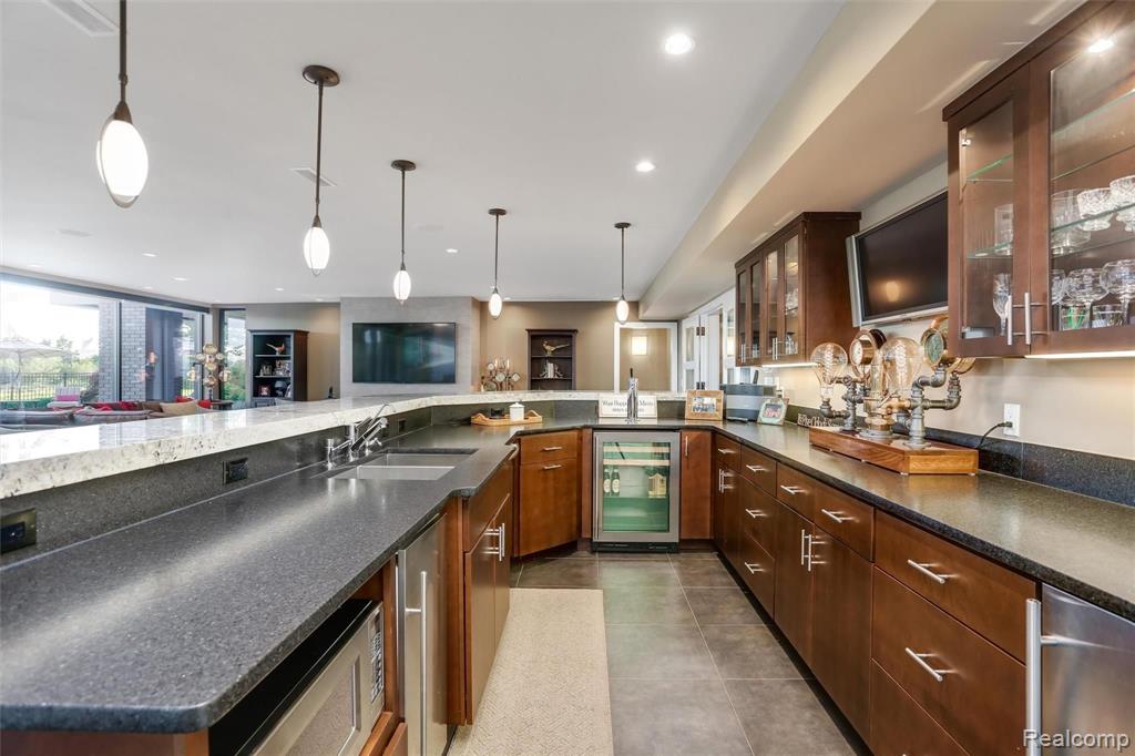 4667 Theheights Boulevard Rochester, MI 48306 - Photo 47 of 79