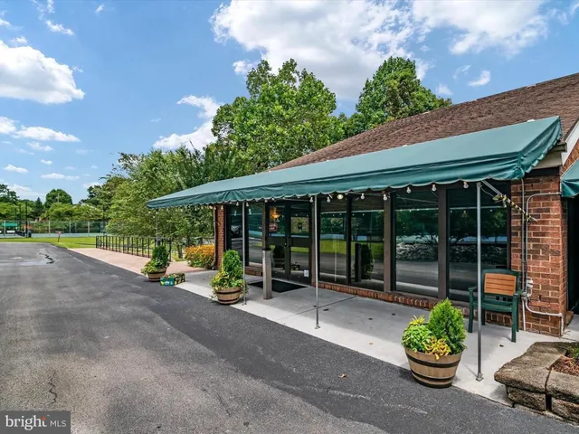 $329,999 | 940 Astern Way, Unit 102A, Annapolis, MD 21401