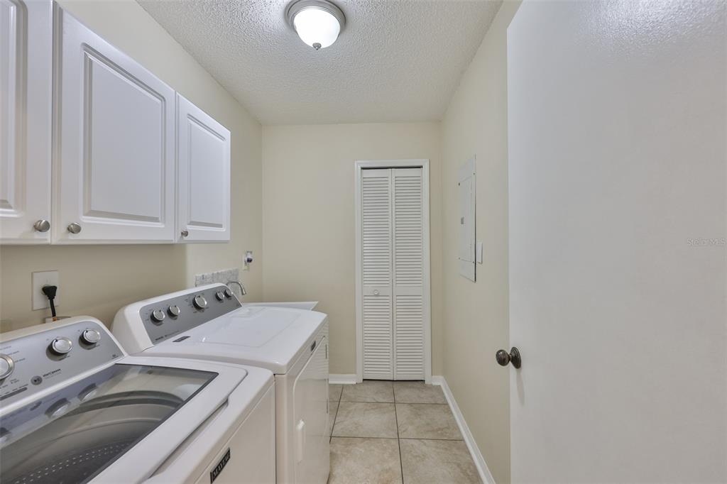 1806 Wedge Court Sun City Center, FL 33573 - Photo 35 of 53
